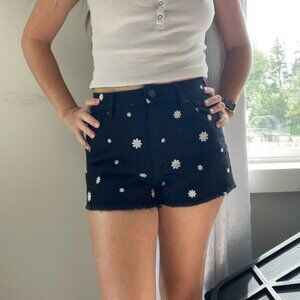 PACSUN Daisy black shorts